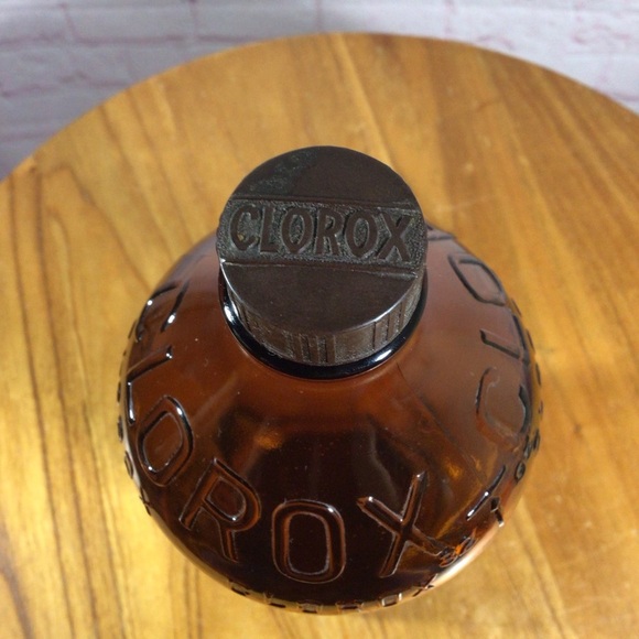 Vintage Clorox Amber Glass 32oz Glass Bottle with Cover - Picture 6 of 7